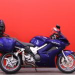 Honda - VFR - 800 VTEC  // Suomi-pyörä / DCBS / 3x laukut // - Moottoripyörä