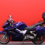 Honda - VFR - 800 VTEC  // Suomi-pyörä / DCBS / 3x laukut // - Moottoripyörä