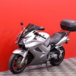 Honda - VFR - 800 VTEC // Huoltokirja / Delkevic / DCBS / Xenon / Kahvanlämmittimet / ABS // - Moottoripyörä