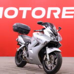 Honda - VFR - 800 VTEC // Huoltokirja / Delkevic / DCBS / Xenon / Kahvanlämmittimet / ABS // - Moottoripyörä
