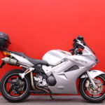 Honda - VFR - 800 VTEC // Huoltokirja / Delkevic / DCBS / Xenon / Kahvanlämmittimet / ABS // - Moottoripyörä