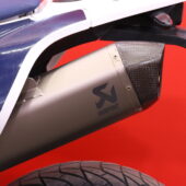 Husqvarna - 701 - Supermoto // Suomi-pyörä / Huoltokirja / Akrapovic / ABS // - Moottoripyörä