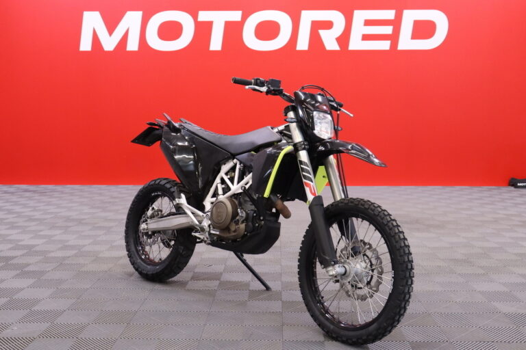 Husqvarna - 701 - Enduro // Huoltokirja / Wings- slipari / Suomi pyörä // - Moottoripyörä