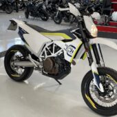 Husqvarna - 701 - Supermoto // Juuri saapunut! / Wings // - Moottoripyörä