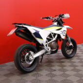 Husqvarna - 701 - Supermoto // Juuri saapunut! / Akrapovic / Brembo // - Moottoripyörä