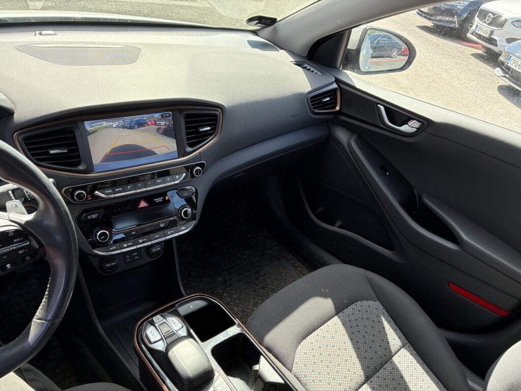 Hyundai - IONIQ electric - Style Hyundai - IONIQ electric - Style - Viistoperä