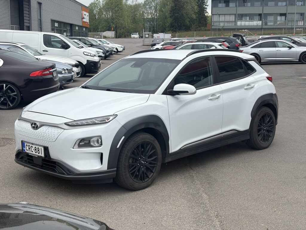 Hyundai - KONA - electric 64 kWh 204 hv Style Hyundai - KONA - electric 64 kWh 204 hv Style - Maastoauto