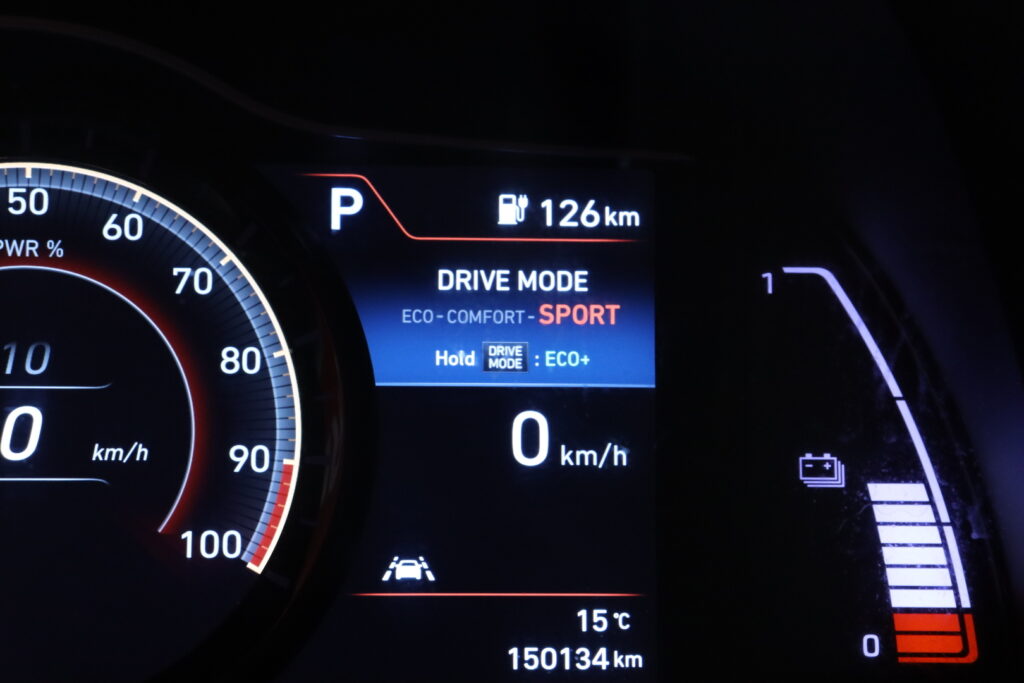 tuotekuva-Hyundai-Kona-Electric-CRC-881-2026-05-26-161506-26 tuotekuva-Hyundai-Kona-Electric-CRC-881-2026-05-26-161506-26