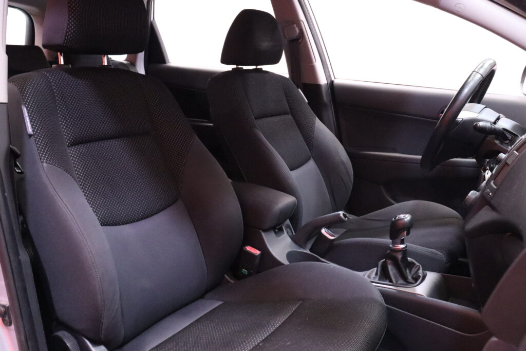 tuotekuva-Hyundai-i30-XCY-230-2026-05-04-100506-19 tuotekuva-Hyundai-i30-XCY-230-2026-05-04-100506-19