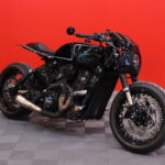 INDIAN - Scout - Custom // Täysin rakennettu! / Öhlins / LED / Brembo / Two Brothers // - Moottoripyörä