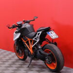 KTM - 1290 - Super Duke R // SC-Project / Quick Shift + / Huoltokirja / Track-pack // - Moottoripyörä