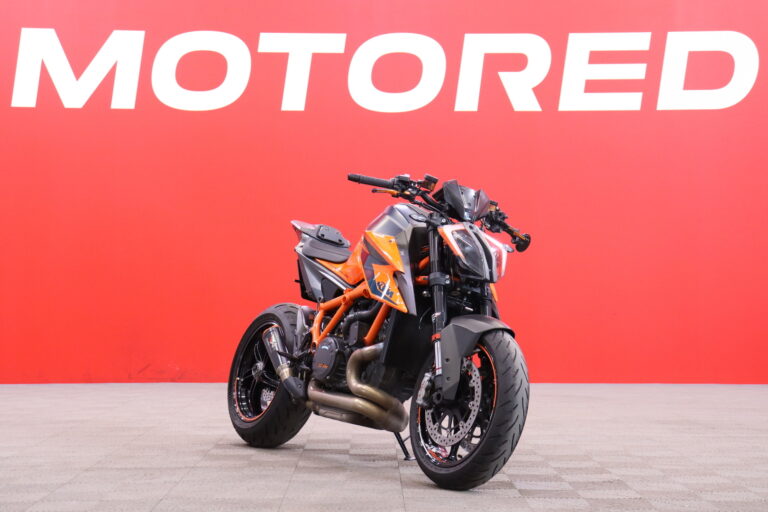 KTM - 1290 - Super Duke R // AR / Quickshifter+ / MTC+MSR / Keyless Ride / Launch Control // - Moottoripyörä