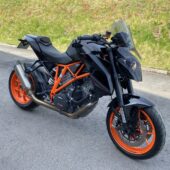 KTM - 1290 - Super Duke R // Juuri saapunut! / Akrapovic / Ducktail // - Moottoripyörä