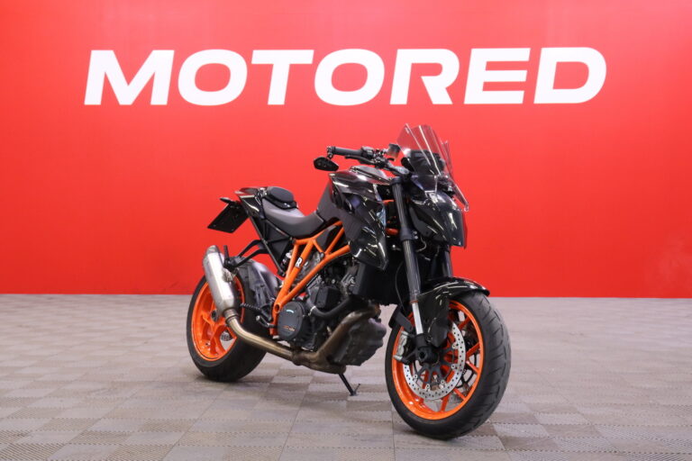 KTM - 1290 - Super Duke R // Juuri saapunut! / Akrapovic / Ducktail // - Moottoripyörä