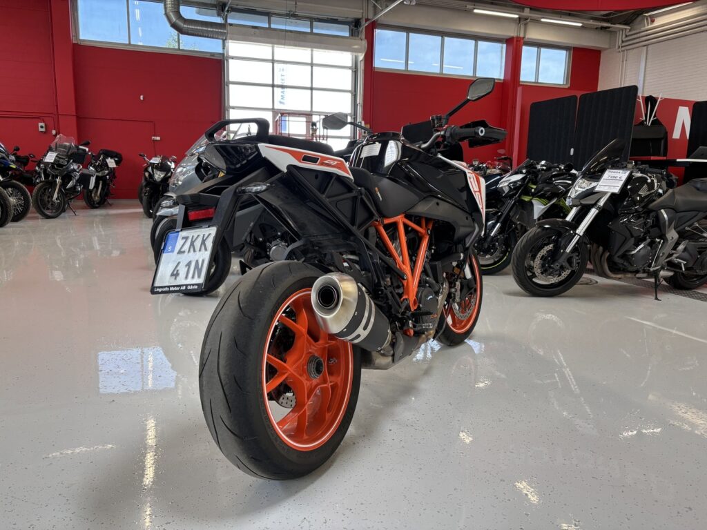 KTM - 1290 - Super Duke GT // Juuri saapunut! / Shifter / Laukut // KTM - 1290 - Super Duke GT // Juuri saapunut! / Shifter / Laukut // - Moottoripyörä
