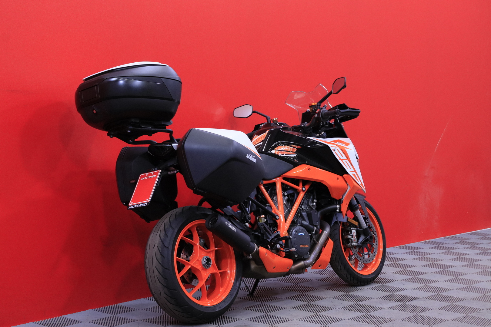 KTM - 1290 - Super Duke GT // 3x Laukut / Cobra / Vakkari / Keyless // - Moottoripyörä