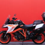KTM - 1290 - Super Duke GT // 3x Laukut / Cobra / Vakkari / Keyless // - Moottoripyörä