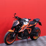 KTM - 1290 - Super Duke R // Dominator / Shifter / Vakkari / Keyless // - Moottoripyörä