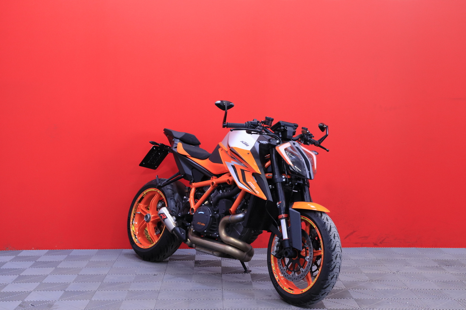 KTM - 1290 - Super Duke R // Dominator / Shifter / Vakkari / Keyless // - Moottoripyörä