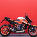 KTM - 1290 - Super Duke R // Dominator / Shifter / Vakkari / Keyless // - Moottoripyörä
