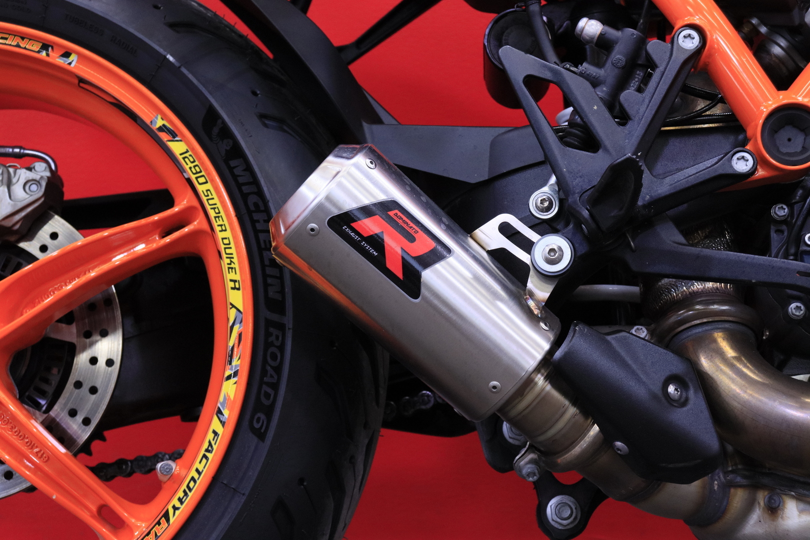 KTM - 1290 - Super Duke R // Dominator / Shifter / Vakkari / Keyless // - Moottoripyörä