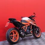 KTM - 1290 - Super Duke R // Dominator / Shifter / Vakkari / Keyless // - Moottoripyörä