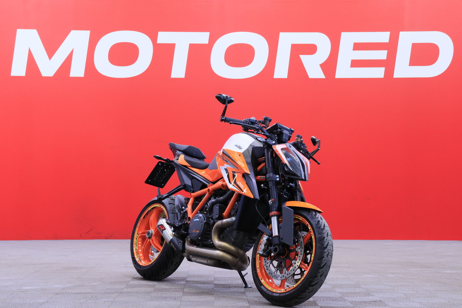 KTM - 1290 - Super Duke R // Dominator / Shifter / Vakkari / Keyless // - Moottoripyörä