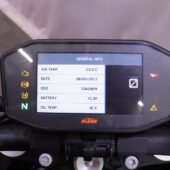 KTM - 1290 - SUPER DUKE R // ABS / LED / Vakionopeudensäädin / Ajotilan valitsin / LED / Bluetooth // - Moottoripyörä