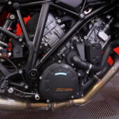 KTM - 1290 - SUPER DUKE R // ABS / LED / Vakionopeudensäädin / Ajotilan valitsin / LED / Bluetooth // - Moottoripyörä
