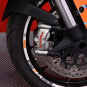 KTM - 1290 - SUPER DUKE R // ABS / LED / Vakionopeudensäädin / Ajotilan valitsin / LED / Bluetooth // - Moottoripyörä