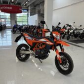 KTM - 690 - SMC-R // Remus / Shifter / TC / ABS / Map selector / Suomi-pyörä // - Moottoripyörä
