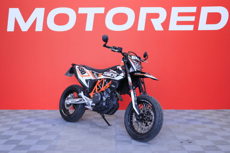 KTM - 690 - SMC-R // Remus / Huoltokirja / Powercommander / Shifter / TC // - Moottoripyörä