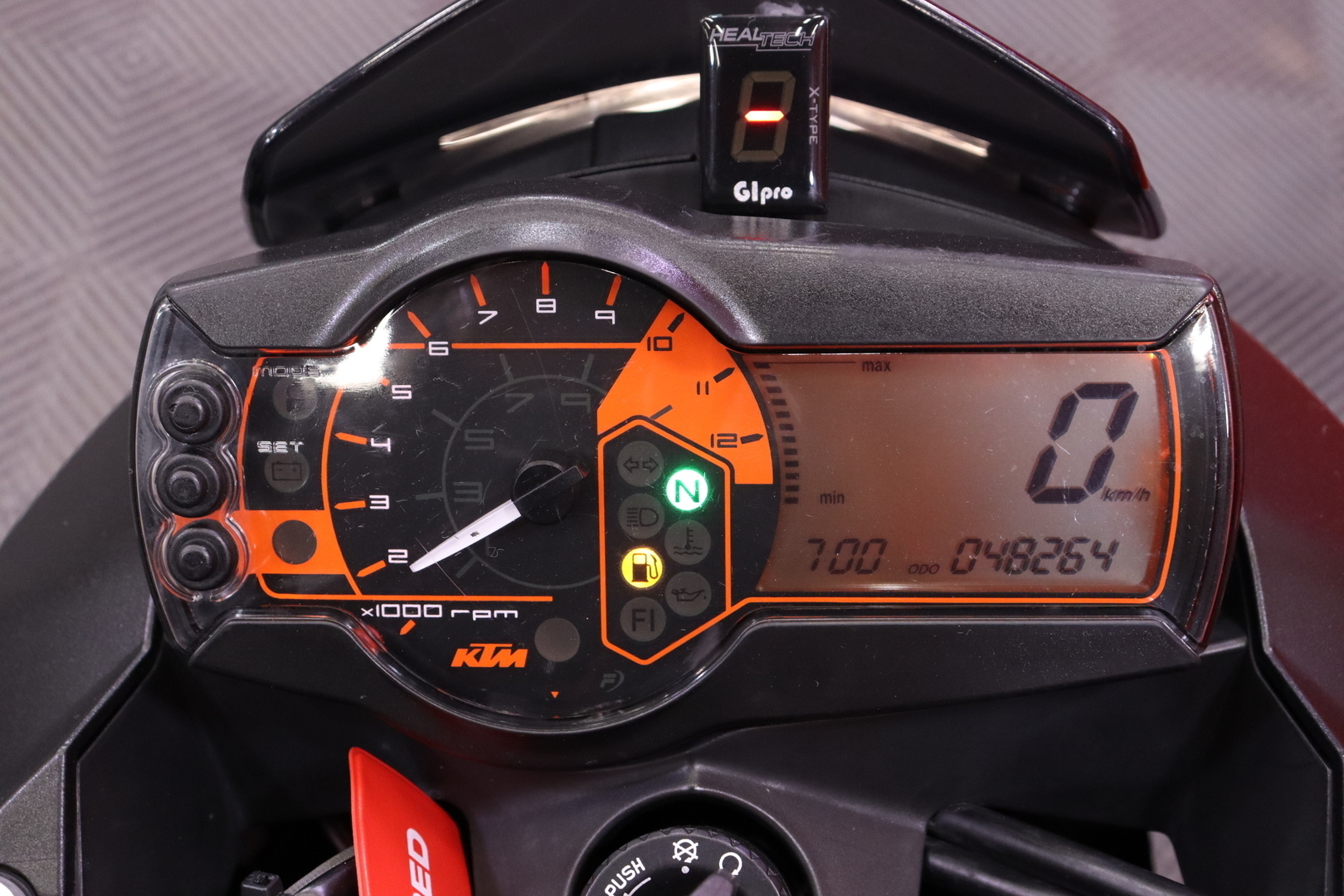 KTM - 990 - Super Duke R // Suomi-Pyörä / Huoltokirja / Custom Putki / Erittäin siisti yksilö! - Moottoripyörä