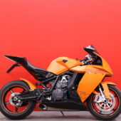 KTM - RC - 8 // Suomi-pyörä / Huoltokirja / Ohjausiskari / Brembo / 3x avain // - Moottoripyörä