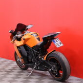 KTM - RC - 8 // Suomi-pyörä / Huoltokirja / Ohjausiskari / Brembo / 3x avain // - Moottoripyörä