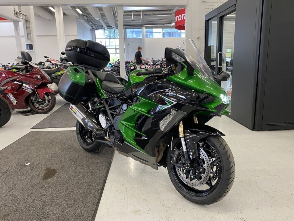 Kawasaki - H2 - SX // Juuri saapunut! / Adapt Vakkari / 3x laukut / BLIS / Akrapovic // Kawasaki - H2 - SX // Juuri saapunut! / Adapt Vakkari / 3x laukut / BLIS / Akrapovic // - Moottoripyörä