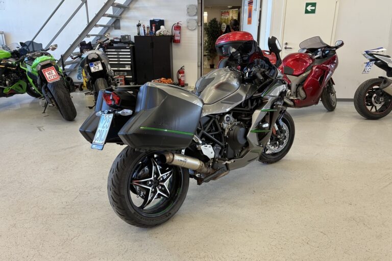 Kawasaki - NINJA - H2 SX SE+ // Juuri saapunut! / Sähkö alusta / Brembo stylema / Vakkari / Sifter // - Moottoripyörä