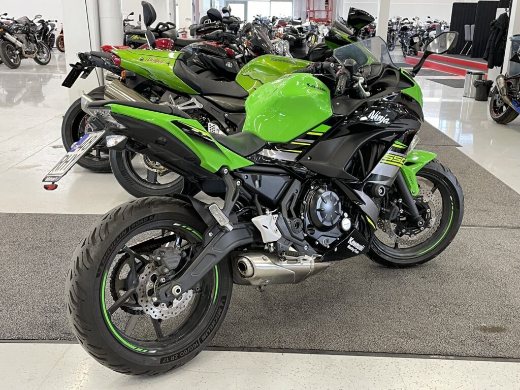 Kawasaki - NINJA - 650 // Juuri saapunut / Suomi pyörä / Huoltokirja / ABS // Kawasaki - NINJA - 650 // Juuri saapunut / Suomi pyörä / Huoltokirja / ABS // - Moottoripyörä