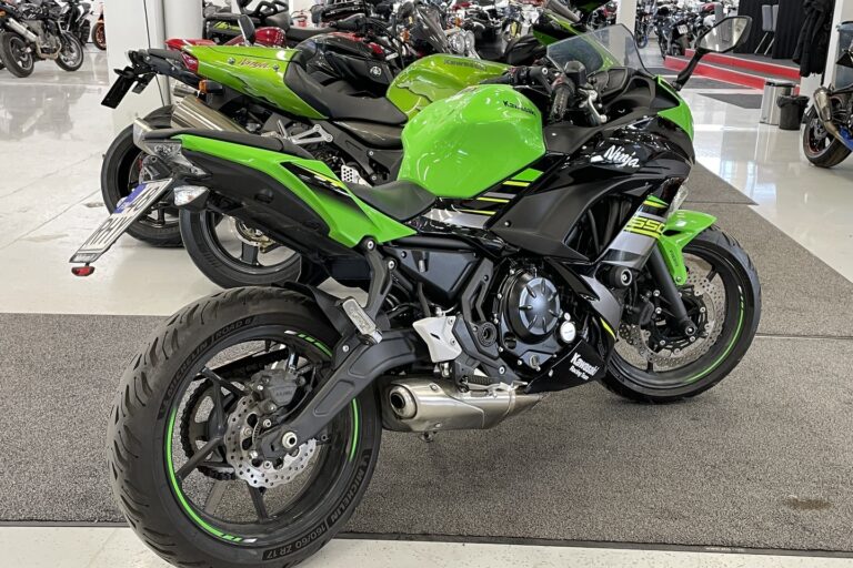 Kawasaki - NINJA - 650 // Juuri saapunut / Suomi pyörä / Huoltokirja / ABS // - Moottoripyörä