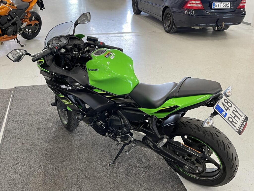Kawasaki - NINJA - 650 // Juuri saapunut / Suomi pyörä / Huoltokirja / ABS // Kawasaki - NINJA - 650 // Juuri saapunut / Suomi pyörä / Huoltokirja / ABS // - Moottoripyörä