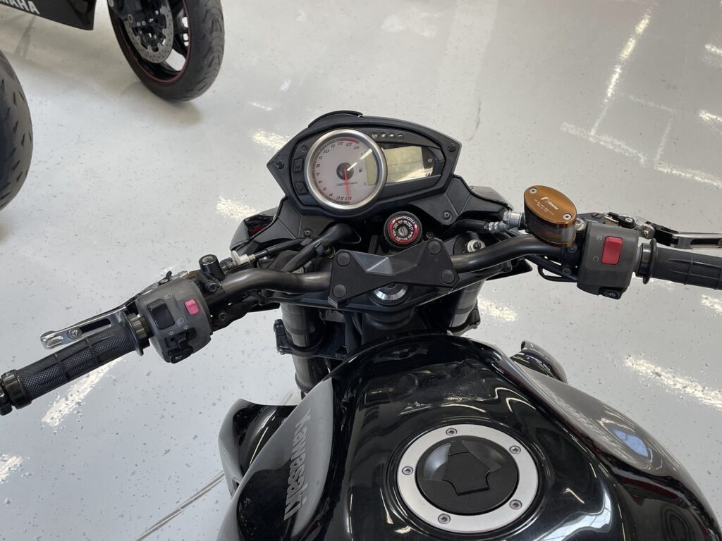 Kawasaki - Z - 750 // Suomi pyörä / Juuri saapunut / Akrapovic // Kawasaki - Z - 750 // Suomi pyörä / Juuri saapunut / Akrapovic // - Moottoripyörä