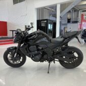 Kawasaki - Z - 750 // Suomi-pyörä / SC-Project / Huoltokirja / Uusi takarengas // - Moottoripyörä