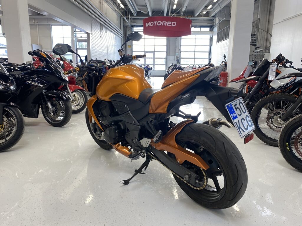 Kawasaki - Z - 750 // Juuri saapunut / Huoltokirja / MIVV Slipari // Kawasaki - Z - 750 // Juuri saapunut / Huoltokirja / MIVV Slipari // - Moottoripyörä