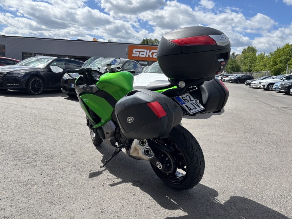 Kawasaki - Z - 1000 SX // Juuri saapunut! / 3x Laukut / 2-om. / Suomi-pyörä / Huoltokirja // Kawasaki - Z - 1000 SX // Juuri saapunut! / 3x Laukut / 2-om. / Suomi-pyörä / Huoltokirja // - Moottoripyörä