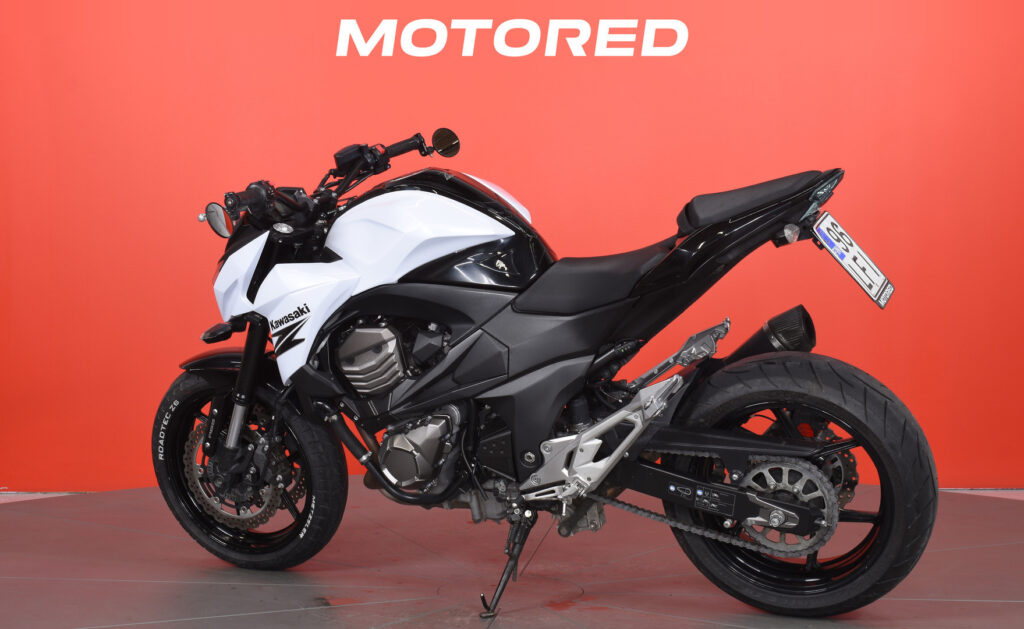 Kawasaki - Z - 800 // LeoVince Slipari / Suomi-Pyörä / ABS // Kawasaki - Z - 800 // LeoVince Slipari / Suomi-Pyörä / ABS // - Moottoripyörä