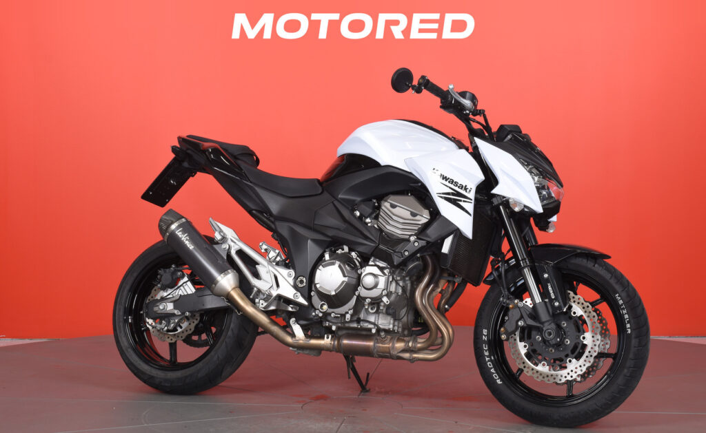 Kawasaki - Z - 800 // LeoVince Slipari / Suomi-Pyörä / ABS // Kawasaki - Z - 800 // LeoVince Slipari / Suomi-Pyörä / ABS // - Moottoripyörä