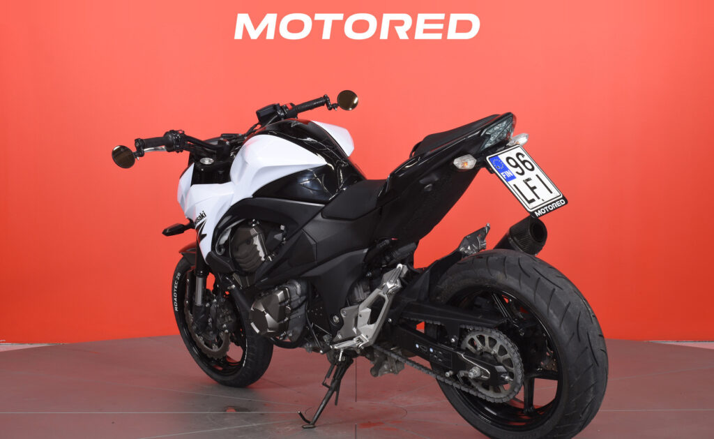 Kawasaki - Z - 800 // LeoVince Slipari / Suomi-Pyörä / ABS // Kawasaki - Z - 800 // LeoVince Slipari / Suomi-Pyörä / ABS // - Moottoripyörä