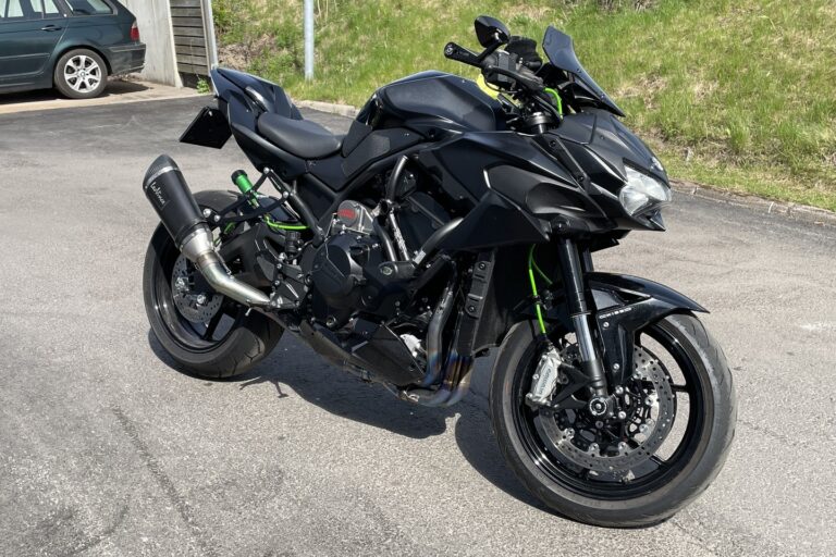 Kawasaki - Z - H2 // Juuri saapunut! / Shifter / LeoVince Kokoputkisto / Ohjausiskari // - Moottoripyörä