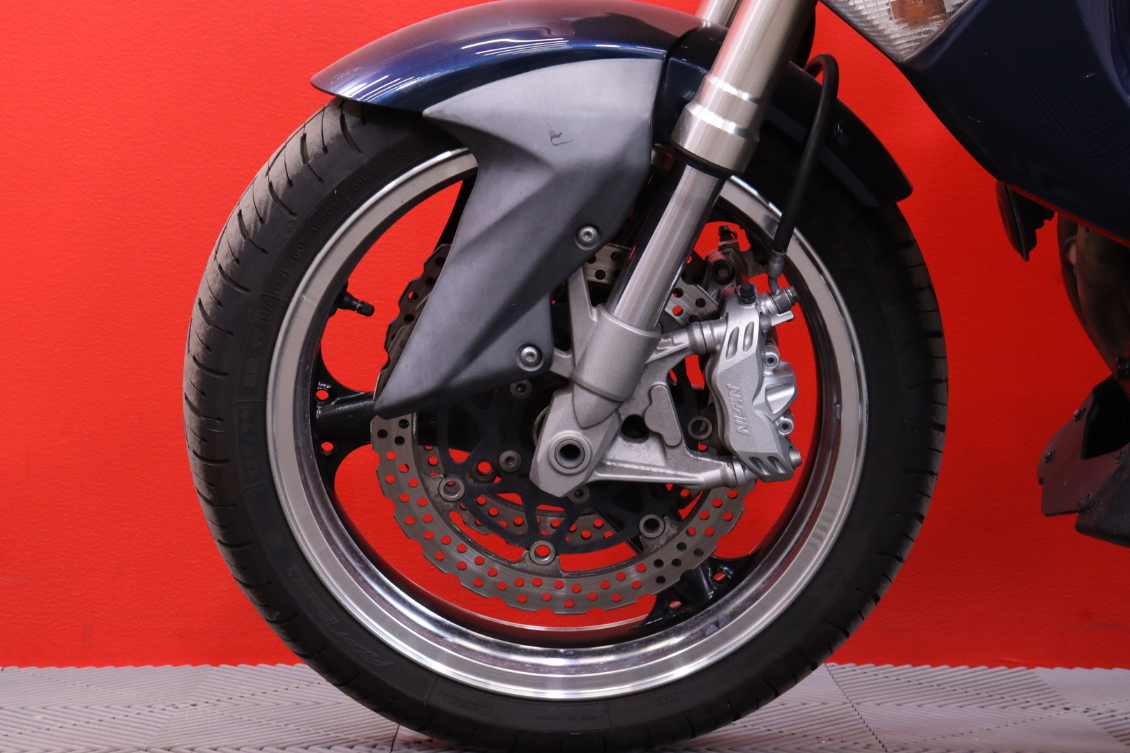 Kawasaki - Z - 1000 // Suomi-Pyörä / LeoVince / Tangonpääpeilit // - Moottoripyörä