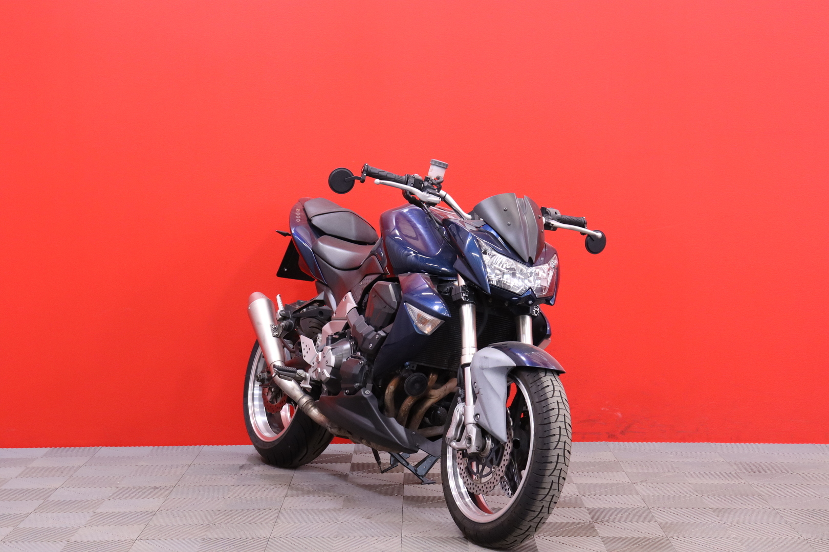 Kawasaki - Z - 1000 // Suomi-Pyörä / LeoVince / Tangonpääpeilit // - Moottoripyörä